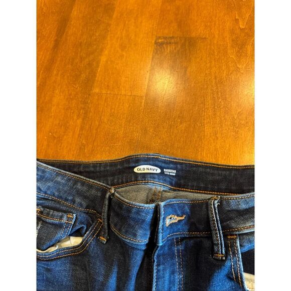 Woman’s Old Navy, rockstar, skinny jeans, size 10 - Picture 2 of 4
